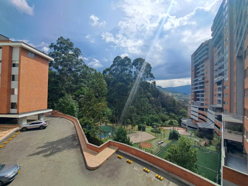 Apartamento en venta en Loma De Las Brujas, Envigado · foto 16 de 24