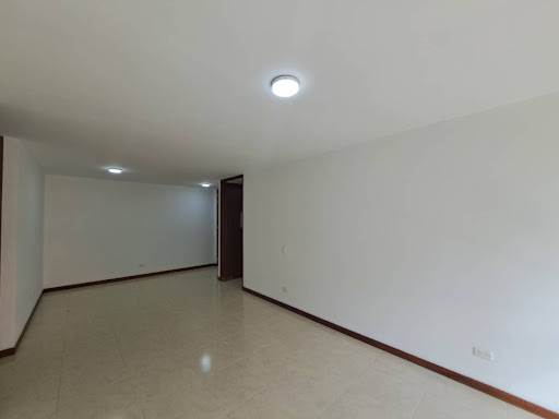 Apartamento en venta en Loma De Las Brujas, Envigado · foto 17 de 24
