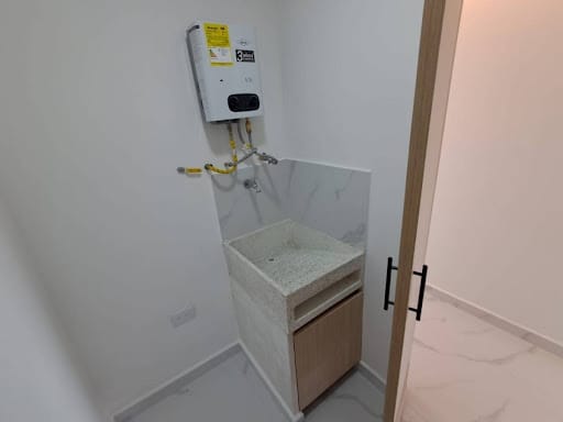 Apartamento de 3 alcobas en arriendo en Vegas De La Doctora, Medellín, 71 m² · foto 21 de 24