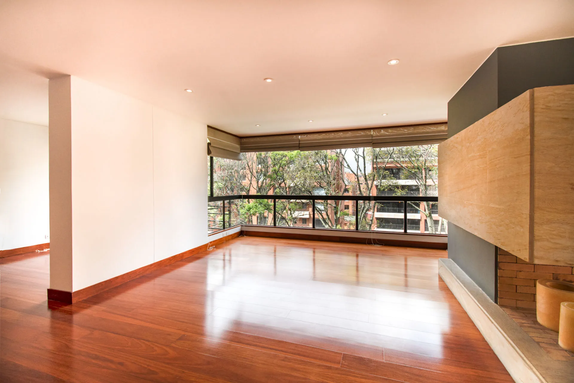 Apartamento en venta en Chicó Reservado, Bogotá · foto 2 de 22