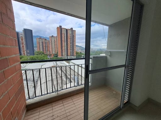 Apartaestudio en venta en Niquia, Medellín, 35 m² · foto 9 de 16