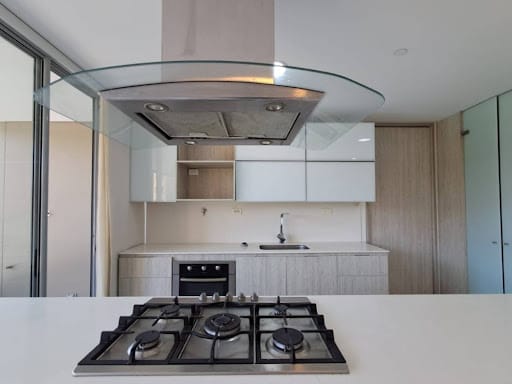 Apartamento de 3 alcobas en arriendo en Castropol, Medellín, 154 m² · foto 7 de 24