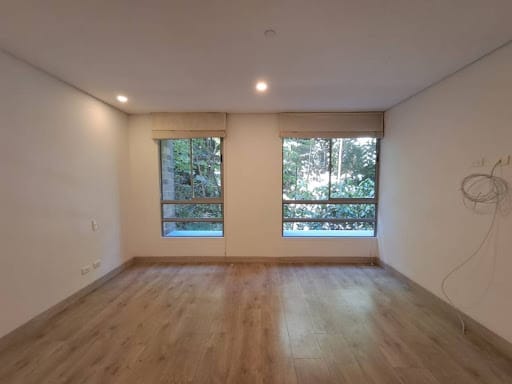 Apartamento de 3 alcobas en arriendo en Castropol, Medellín, 154 m² · foto 13 de 24