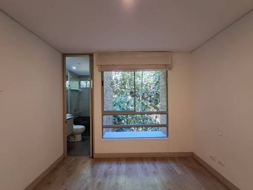 Apartamento de 3 alcobas en arriendo en Castropol, Medellín, 154 m² · foto 17 de 24