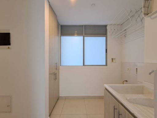 Apartamento de 3 alcobas en arriendo en Castropol, Medellín, 154 m² · foto 22 de 24