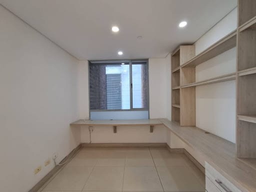 Apartamento de 3 alcobas en arriendo en Castropol, Medellín, 154 m² · foto 24 de 24