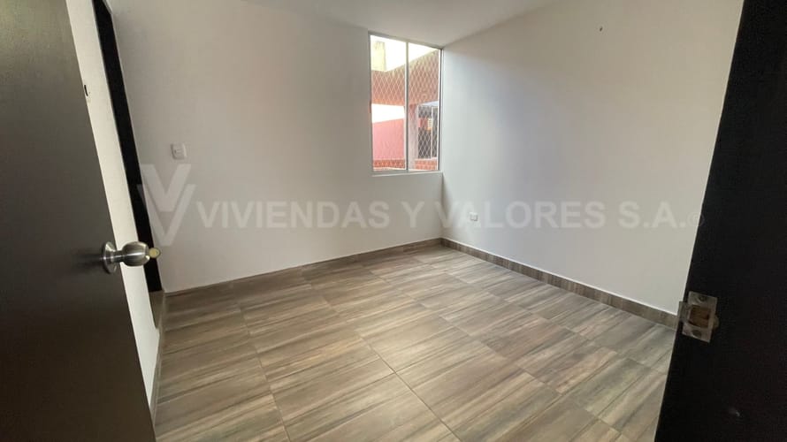 Apartamento de 3 alcobas en venta en Conjunto Cerrado Firenze, Villa del Rosario, 48 m² · foto 8 de 11