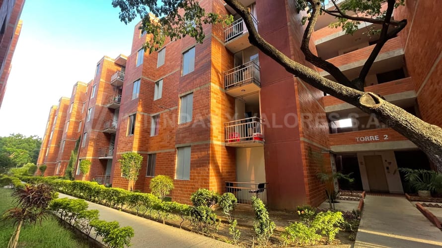 Apartamento de 3 alcobas en venta en Conjunto Cerrado Firenze, Villa del Rosario, 48 m² · foto 2 de 11