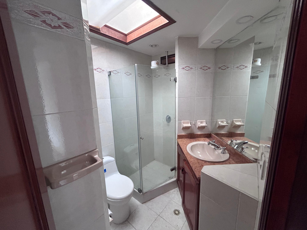 Apartamento en venta en Santa Barbara, Bogotá · foto 11 de 14