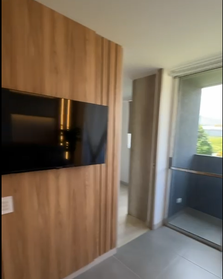 Apartamento de 2 alcobas en arriendo en El Poblado, Medellín, 55 m² · foto 10 de 20