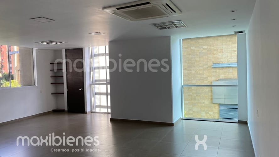 Oficina en arriendo en Los Balsos, Medellín, 52 m² · foto 3 de 8