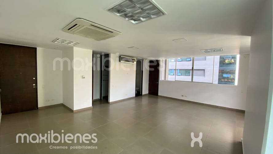 Oficina en arriendo en Los Balsos, Medellín, 52 m² · foto 5 de 8