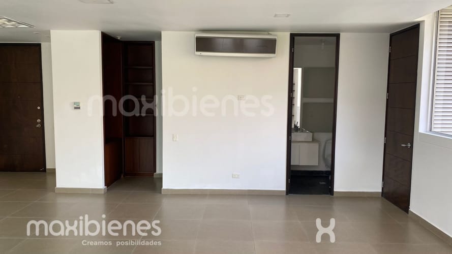 Oficina en arriendo en Los Balsos, Medellín, 52 m² · foto 8 de 8