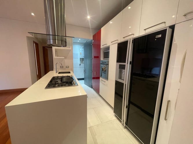Apartamento de 2 alcobas en venta en Chico, Bogotá, 121 m² · foto 7 de 18