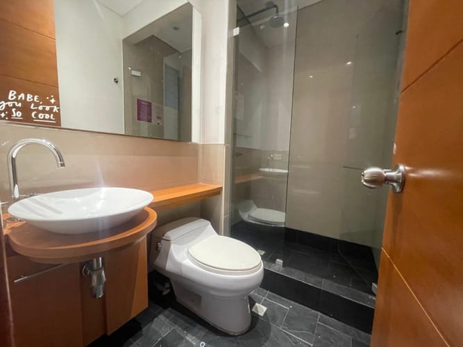 Apartamento de 2 alcobas en venta en Chico, Bogotá, 121 m² · foto 10 de 18