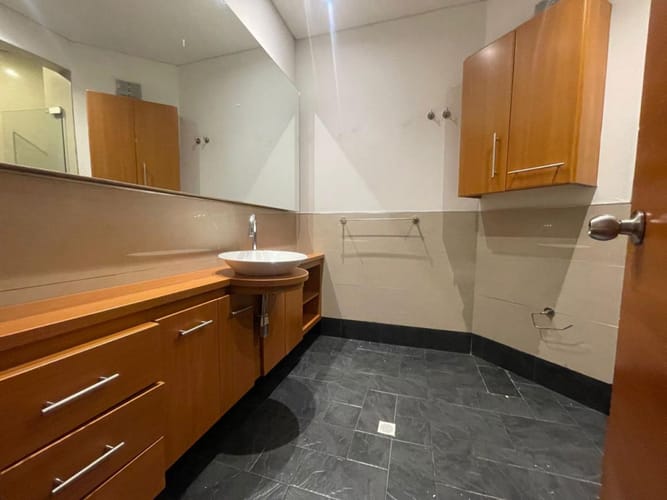 Apartamento de 2 alcobas en venta en Chico, Bogotá, 121 m² · foto 13 de 18