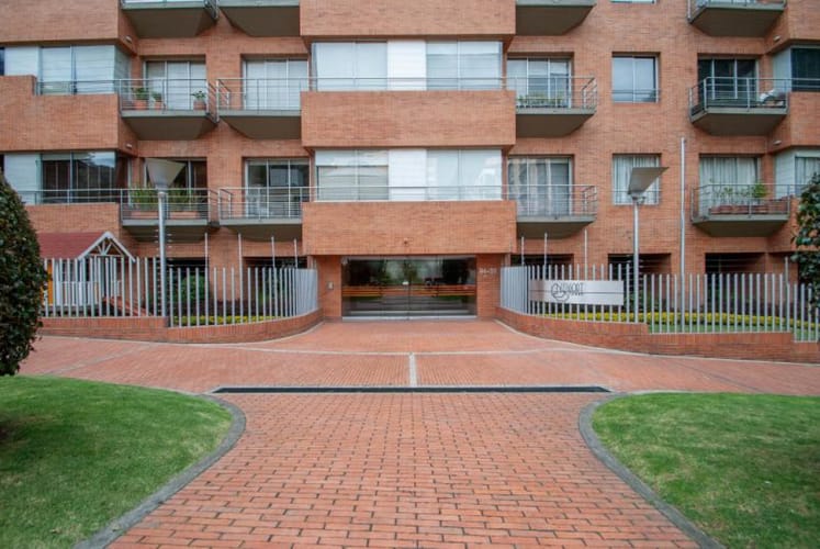 Apartamento de 2 alcobas en venta en Chico, Bogotá, 121 m² · foto 16 de 18