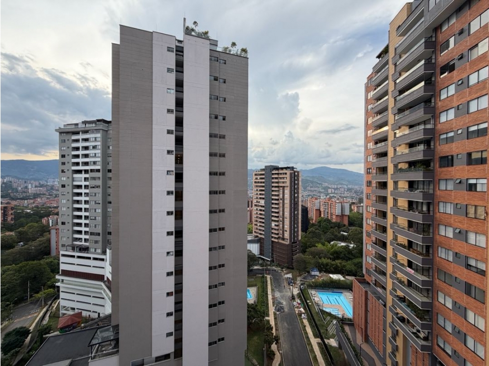 Apartamento en venta en Loma Benedictinos, Envigado · foto 11 de 24