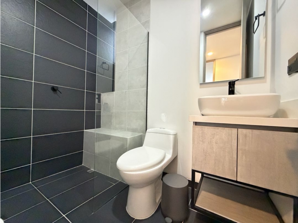 Apartamento en venta en Loma Benedictinos, Envigado · foto 18 de 24