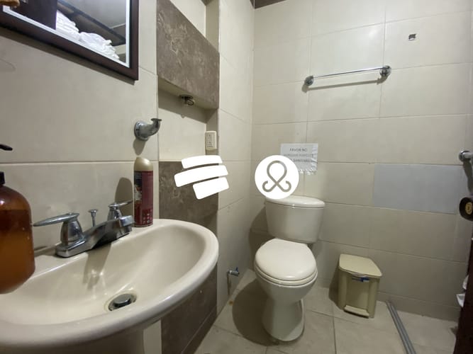 Casa de 8 alcobas en venta en Entreamigos, Sabaneta, 61 m² · foto 8 de 15