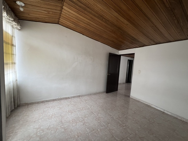 Casa en venta en Pontevedra, Bogotá · foto 16 de 24