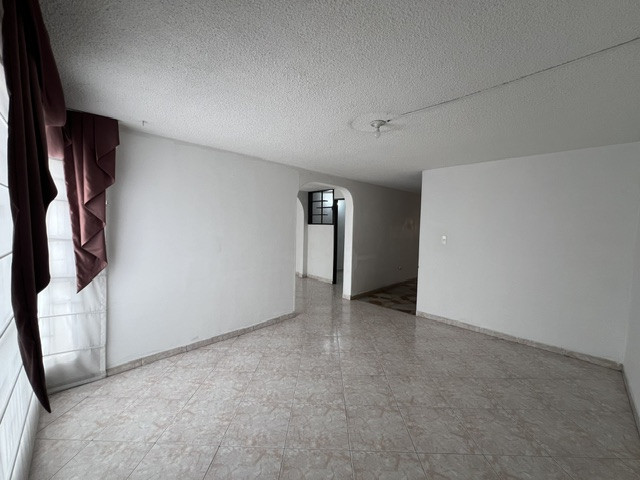 Casa en venta en Pontevedra, Bogotá · foto 22 de 24