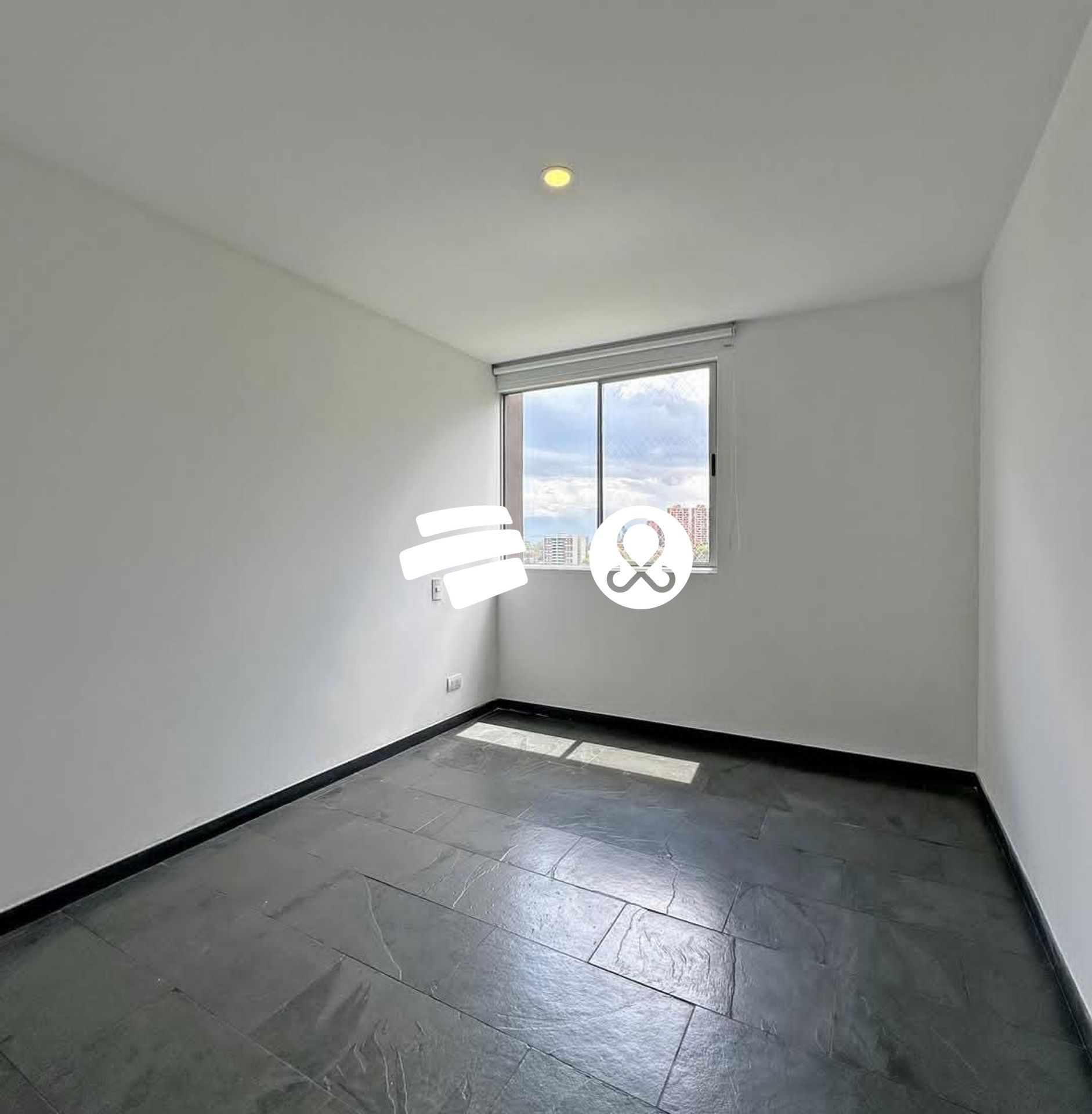 Apartamento en venta en Zona Centro, Envigado · foto 8 de 12