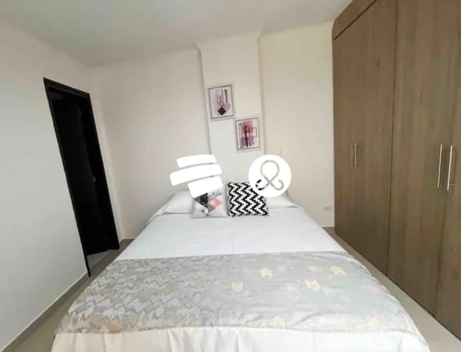 Apartamento de 3 alcobas en venta en Laureles, Medellín, 152 m² · foto 4 de 13
