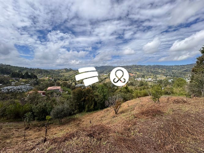 Lote en venta en El Molino, Guarne, 2600 m² · foto 2 de 13