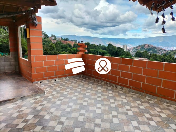 Casa de 4 alcobas en venta en Cabecera Urbana San Cristobal, Medellín, 166 m² · foto 8 de 14