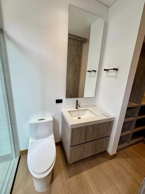 Casa de 4 alcobas en venta en Las Palmas, Envigado, 331 m² · foto 23 de 24