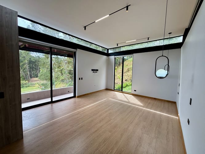 Casa de 4 alcobas en venta en Las Palmas, Envigado, 331 m² · foto 8 de 24