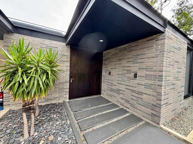 Casa de 4 alcobas en venta en Las Palmas, Envigado, 331 m² · foto 2 de 24