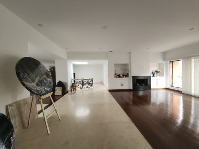 Apartamento en venta en Santa Barbara, Bogotá · foto 2 de 20