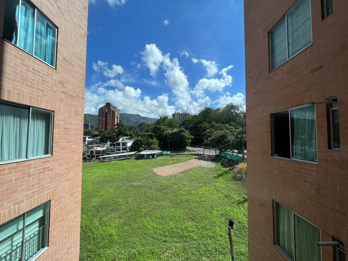 Apartamento en arriendo en Torreon De Piedra Pintada Et. Ii, Ibagué · foto 6 de 13