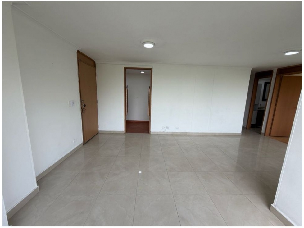 Apartamento en venta en Loma Benedictinos, Medellín · foto 6 de 20