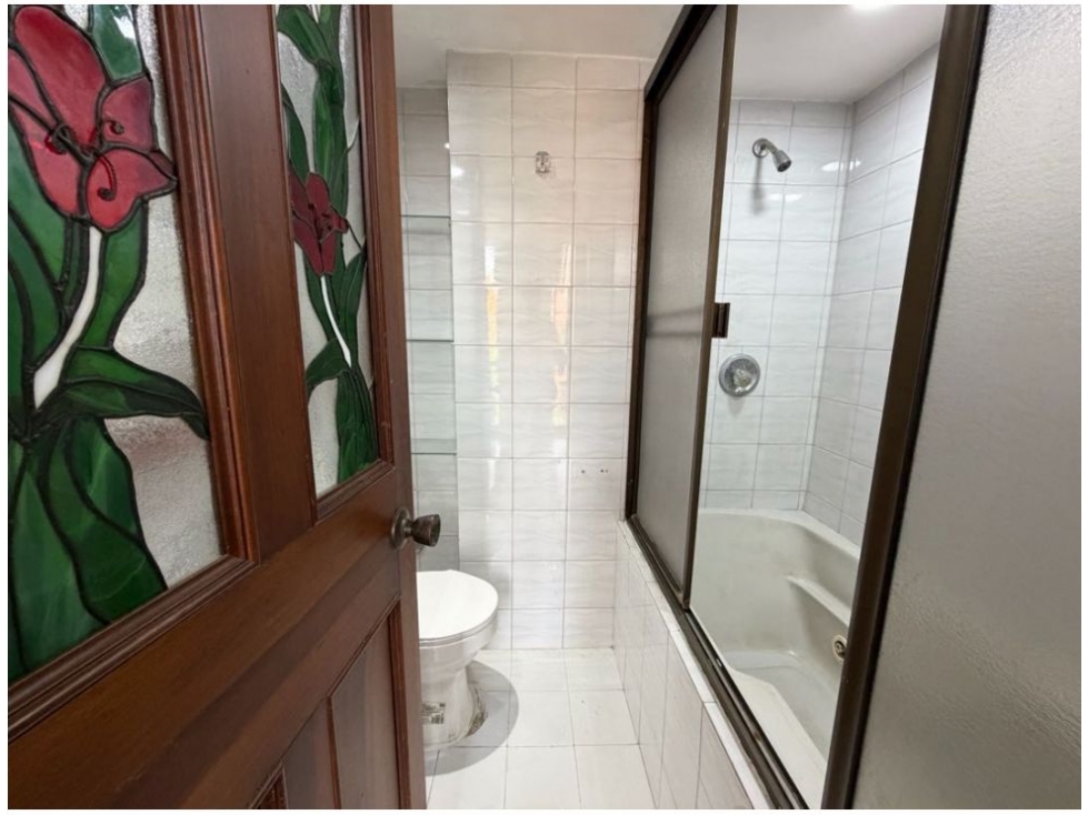 Apartamento en venta en Loma Benedictinos, Medellín · foto 16 de 20