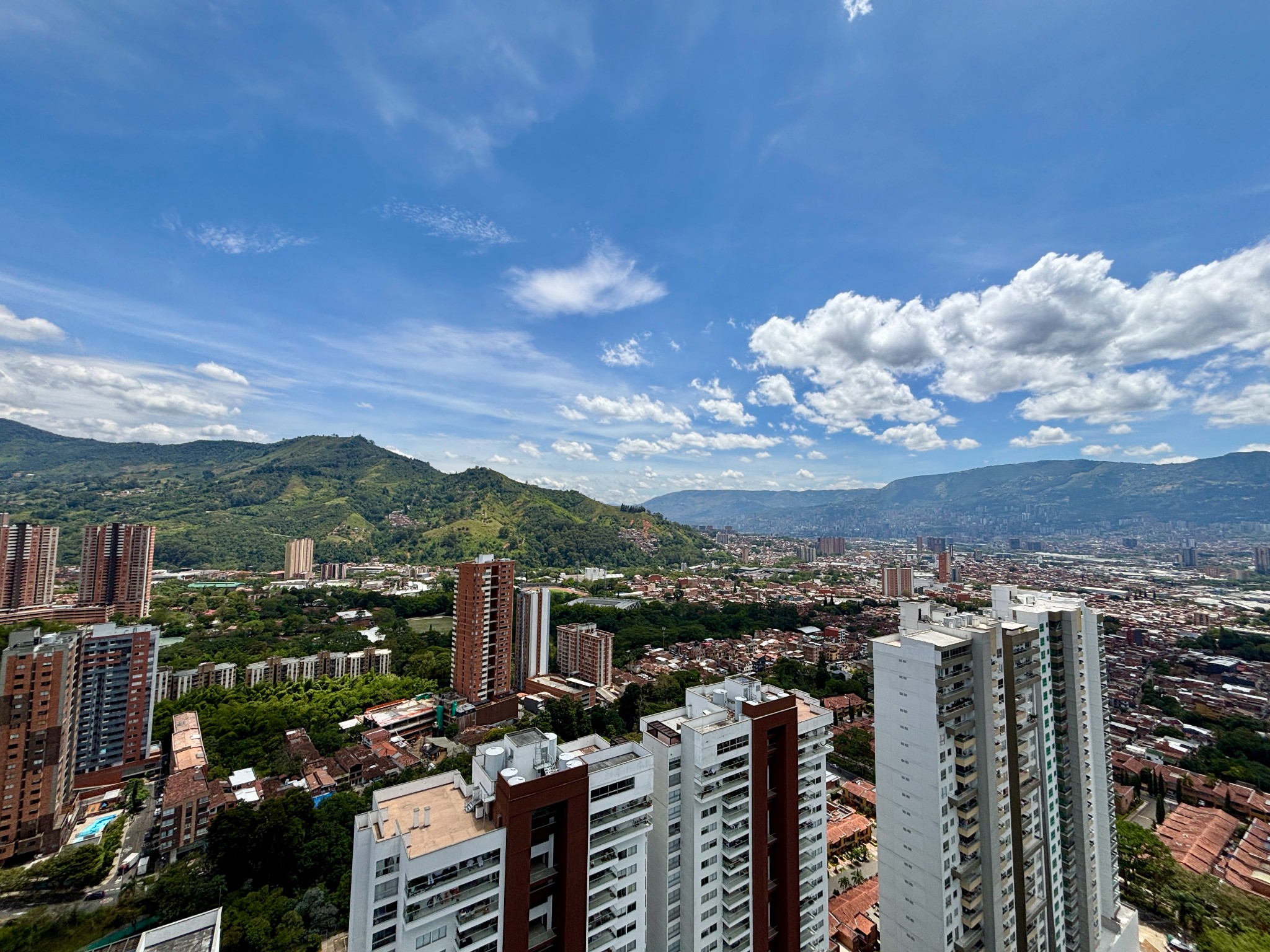 Apartamento en venta en Suramérica, La Estrella · foto 15 de 24