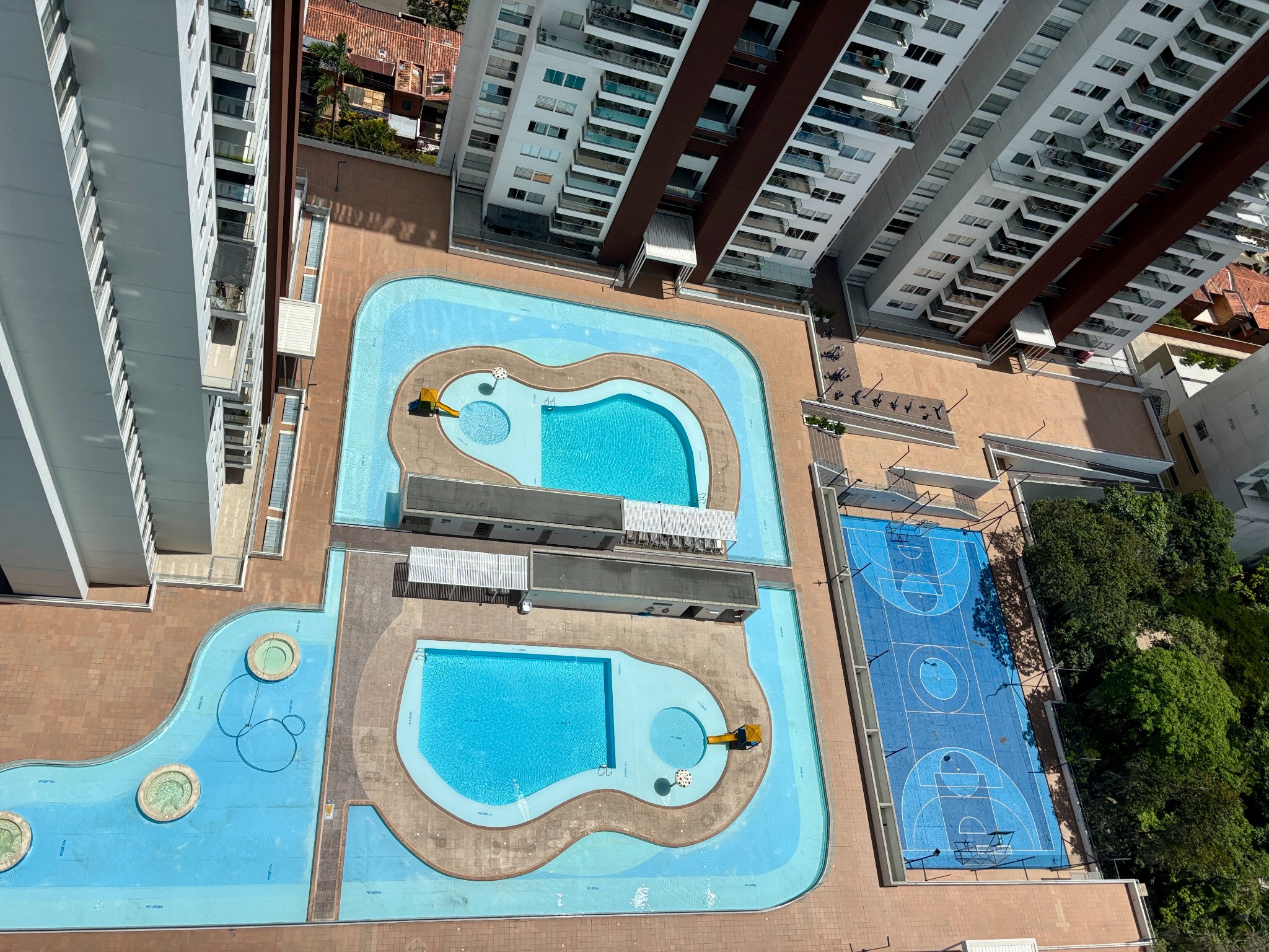 Apartamento en venta en Suramérica, La Estrella · foto 24 de 24
