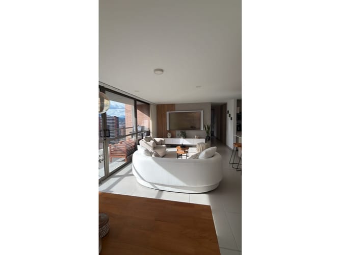 Apartamento de 3 alcobas en venta en Loma De La Doctora, Sabaneta, 120 m² · foto 2 de 20