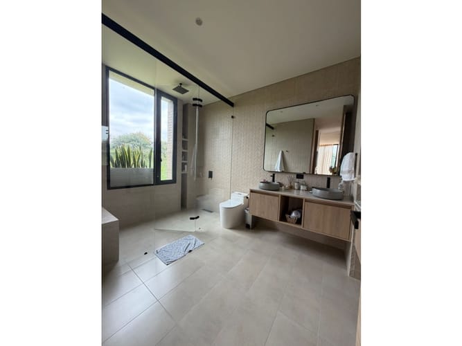Casa de 4 alcobas en venta en San Miguel, La Ceja, 380 m² · foto 11 de 22