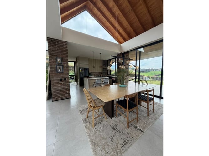 Casa de 4 alcobas en venta en San Miguel, La Ceja, 380 m² · foto 18 de 22