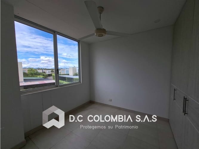 Casa de 3 alcobas en venta en Ricaurte, 99 m² · foto 2 de 9