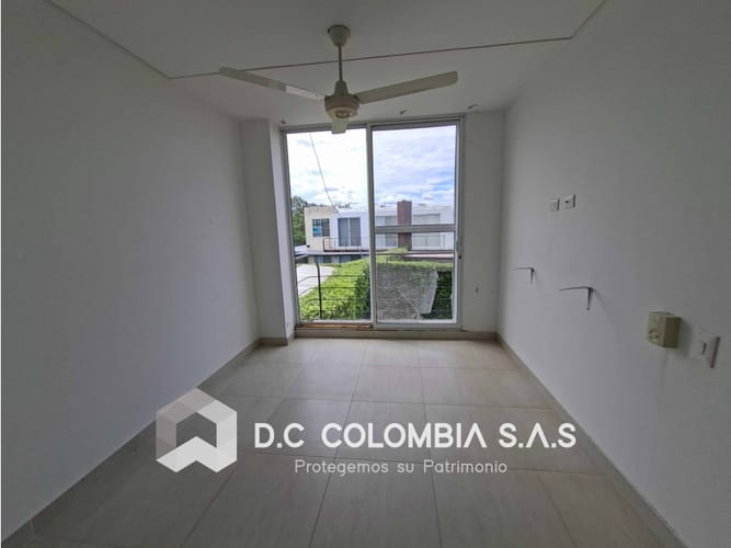 Casa de 3 alcobas en venta en Ricaurte, 99 m² · foto 3 de 9