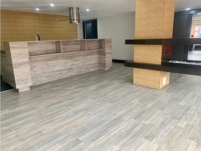 Apartamento de 3 alcobas en venta en Santa Barbara Occidental, Bogotá, 158 m² · foto 8 de 22