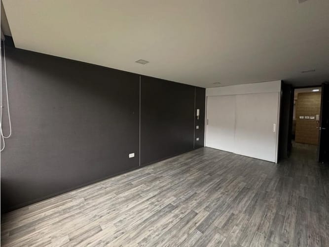 Apartamento de 3 alcobas en venta en Santa Barbara Occidental, Bogotá, 158 m² · foto 10 de 22