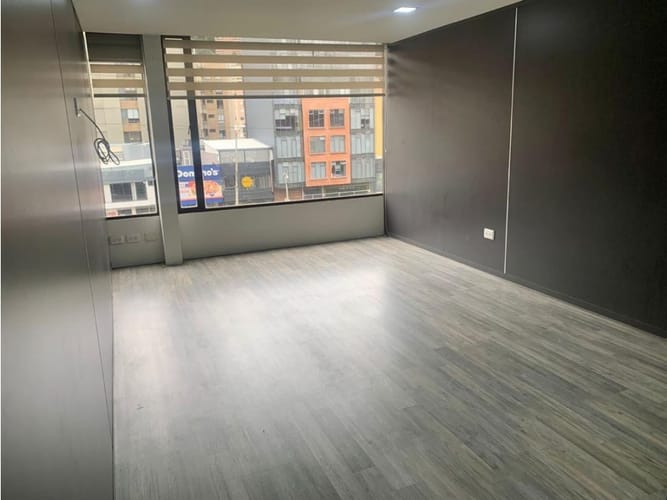 Apartamento de 3 alcobas en venta en Santa Barbara Occidental, Bogotá, 158 m² · foto 14 de 22