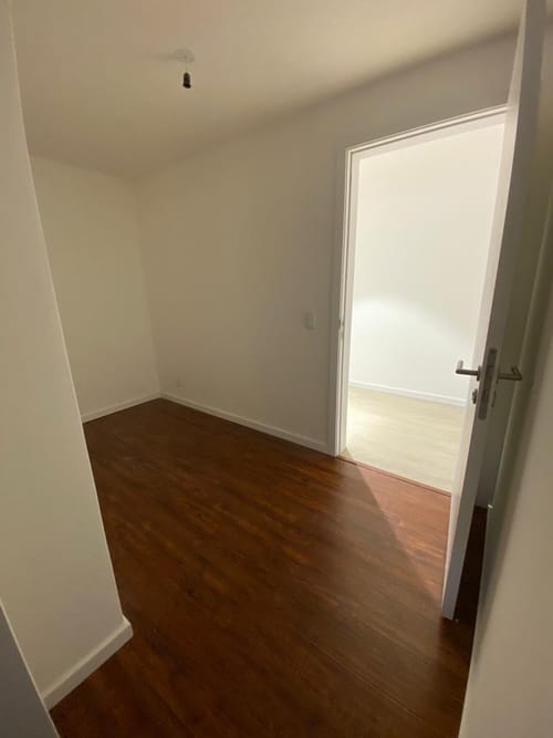 Excelente oportunidad en Tres Cruces! Monoambiente en piso alto · Photo 3