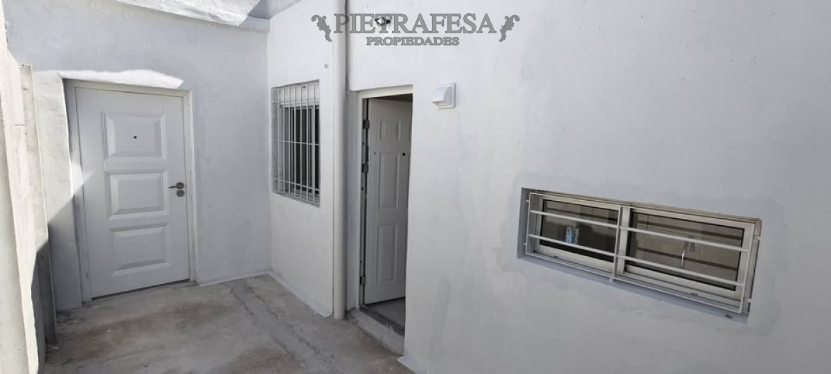 Apartamento en alquiler, 3 dormitorios, 1 baño, patio, cochera. Cerrito. · Foto 10
