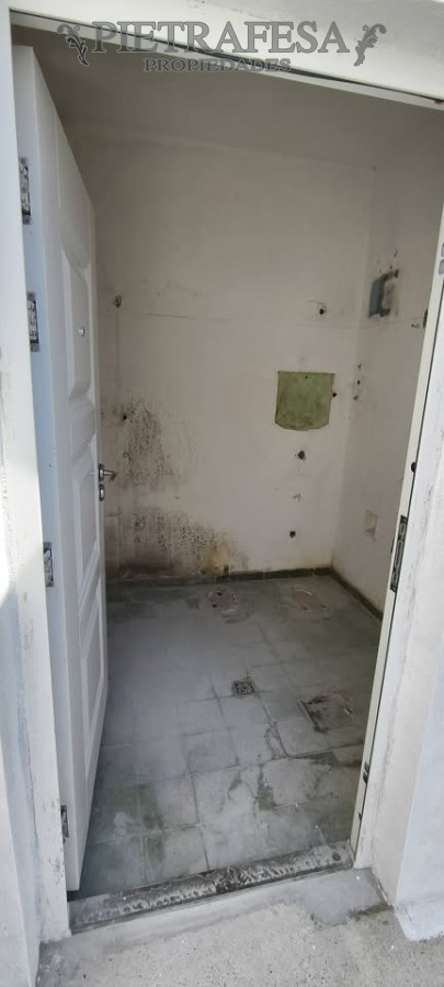 Apartamento en alquiler, 3 dormitorios, 1 baño, patio, cochera. Cerrito. · Foto 12